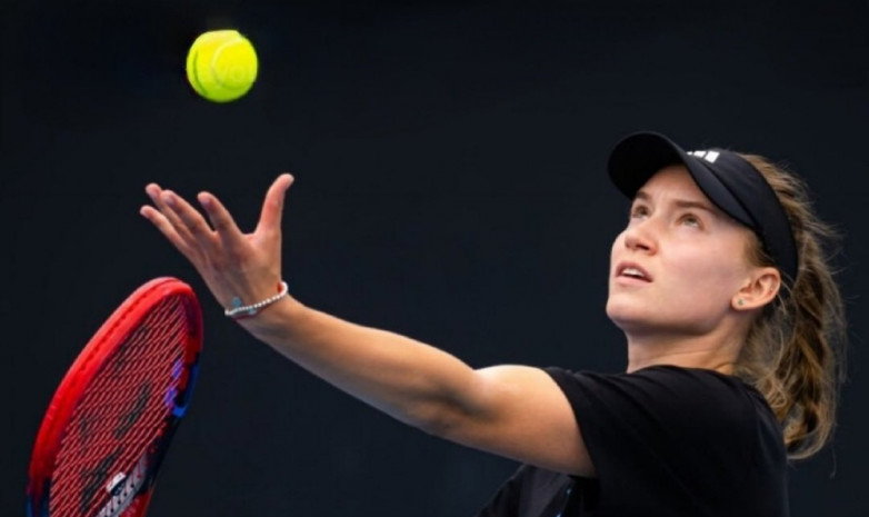 Australian Open: Елена Рыбакина обыграла в первом круге итальянскую теннисистку 