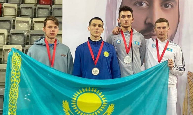 Казахстанские шпажисты завоевали «серебро» на Кубке Мира в Бахрейне