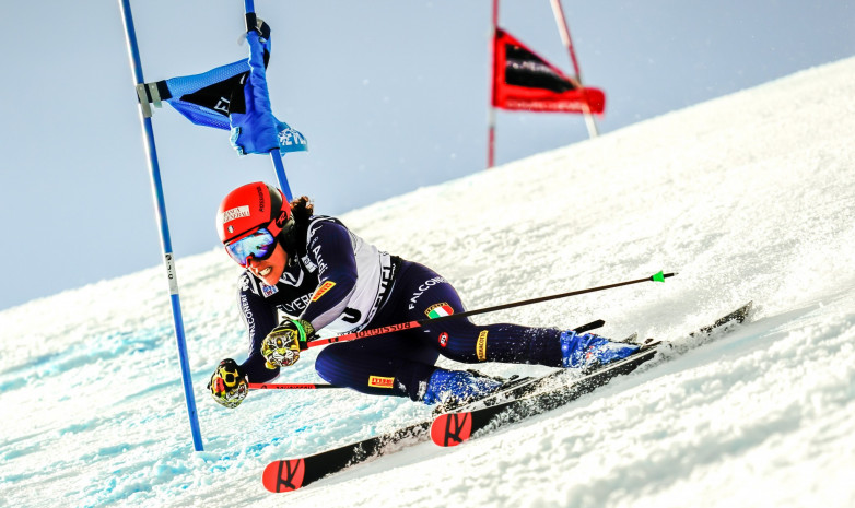 Казахстанские спортсменки по горнолыжному спорту поднялись на пьедестал почёта в Орловке