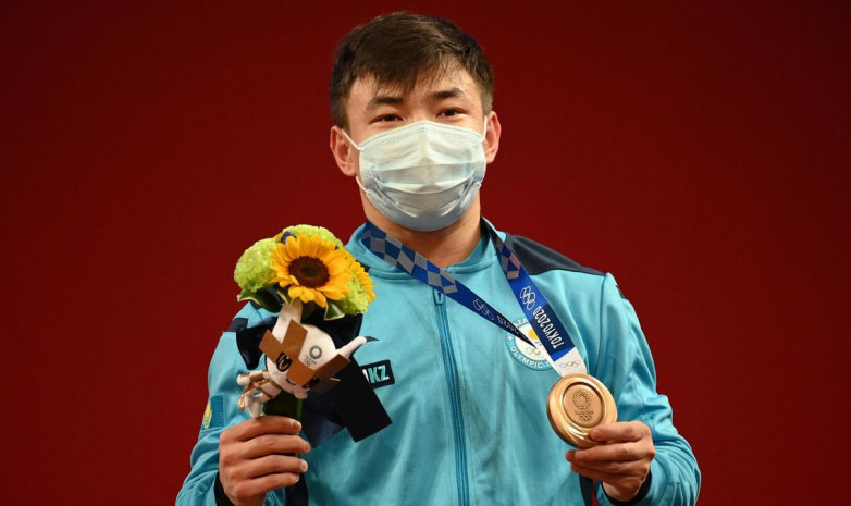 «Никто не сможет поднимать такие веса без ничего». Куат Хамитов высказался о новом допинговом скандале олимпийского призера из Казахстана