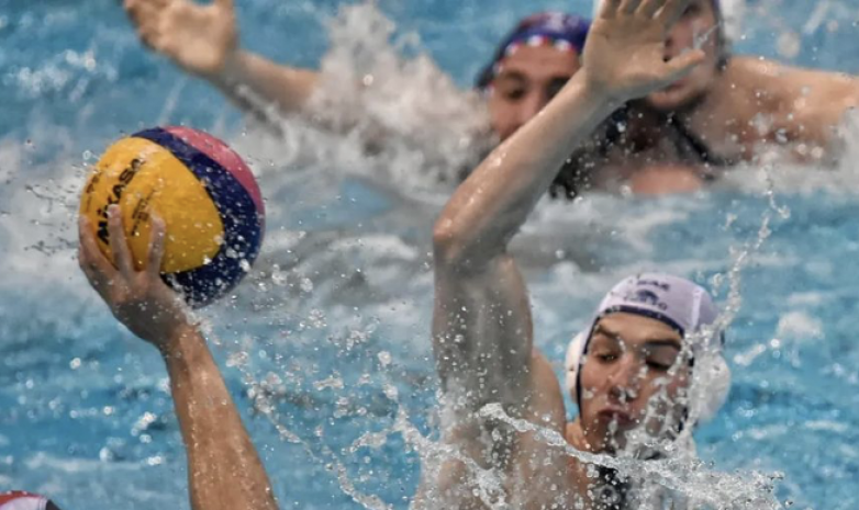 Казахстан проиграл Ирану на чемпионате Азии по водному поло