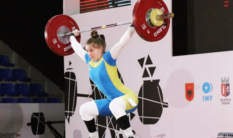 Казахстанская тяжелоатлетка завоевала «бронзу» на юниорском чемпионате мира