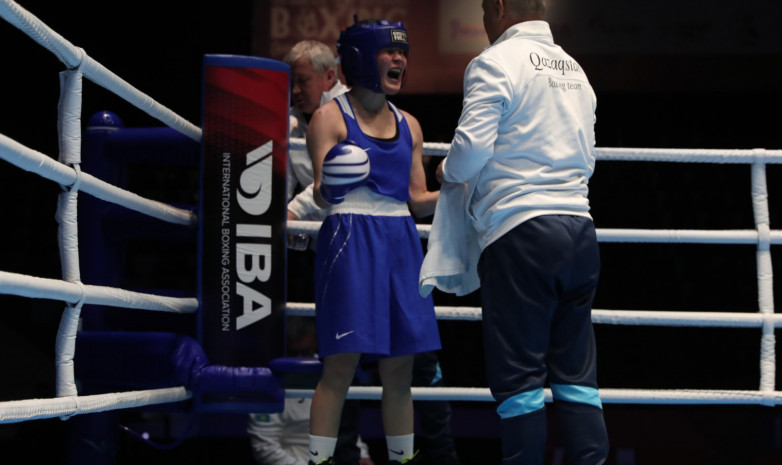 Казахстан одержал первую победу на женском ЧМ по боксу