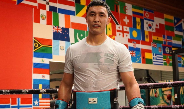 Видео полного боя с быстрым нокаутом мексиканца от казахстанского боксера