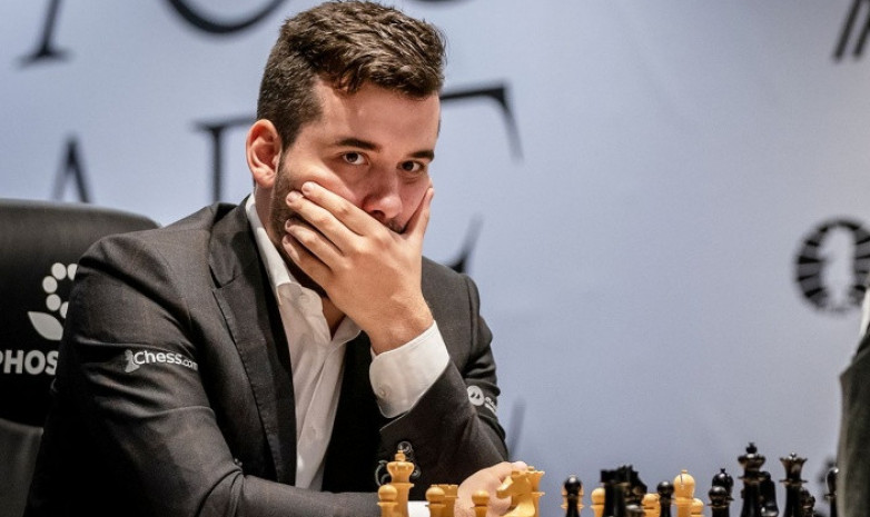 Ян Непомнящий упустил преимущество в матче за шахматную корону в 12-й партии