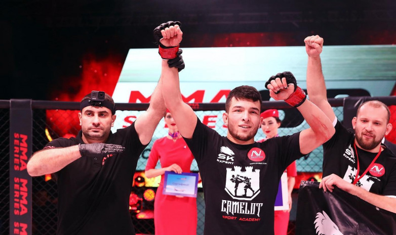 Орталық Азиядан бір файтер UFC ұйымымен келісімшартқа отырмақ