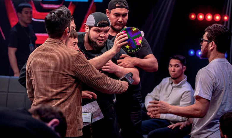 Путь к рекорду «Казахского Сехудо», битва чемпиона со звездой поп-ММА и возвращение в клетку экс-бойца UFC