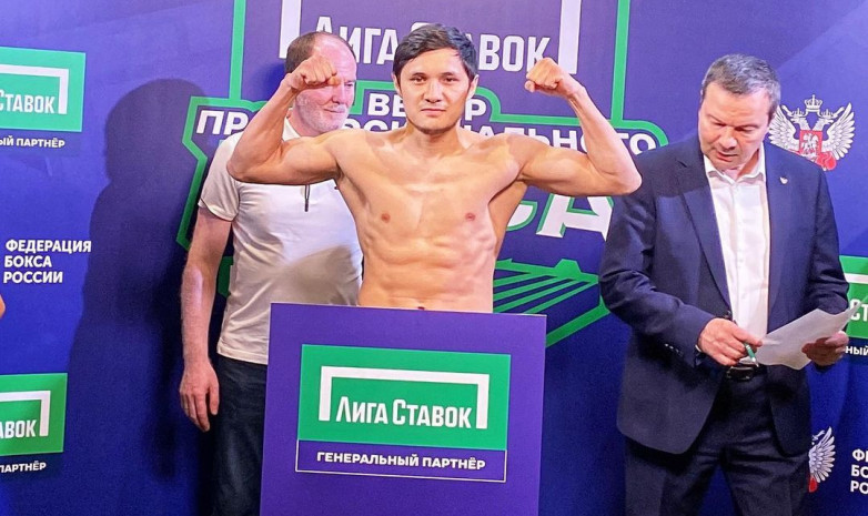 Казахстанские боксеры пожелали Аблайхану Хусаинову победы в главном бою ивента в Москве