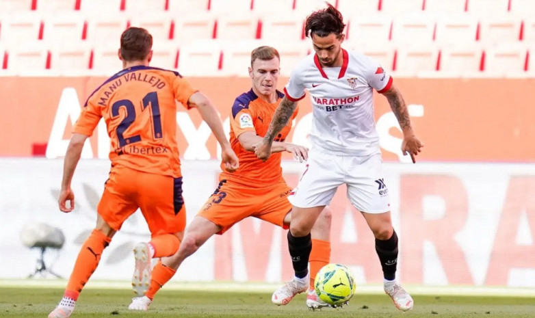 «Севилья» — «Валенсия»: «красно-белые» против «оранжевых» на старте Ла Лиги