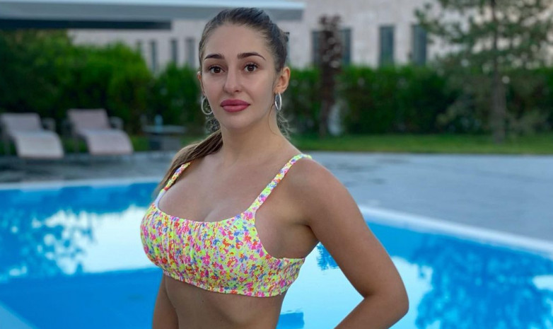 Самая сексуальная спортсменка Казахстана порадовала подписчиков новой фотосессией в боксерском ринге