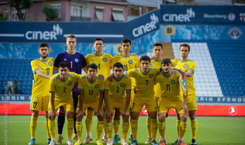 Стали известны стартовые составы матча молодежных сборных Венгрии и Казахстана
