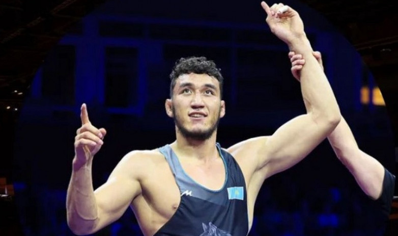 Сенсационный чемпион мира по вольной борьбе из Казахстана оказался солдатом-срочником
