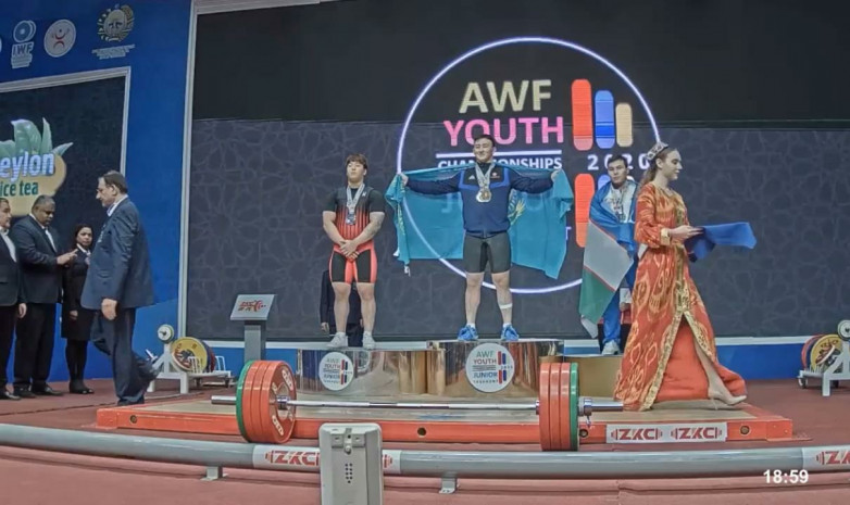 Еще один казахстанец стал чемпионом Азии по тяжелой атлетике среди юниоров