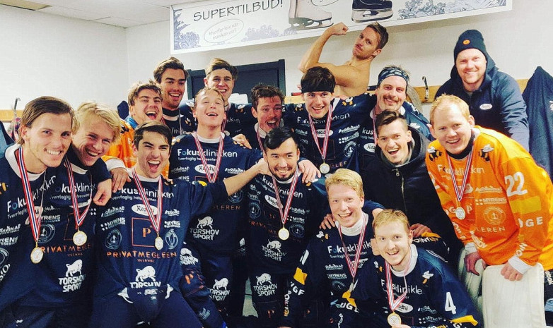 Казахстанец оформил хет-трик и помог команде выиграть Кубок Норвегии по бенди