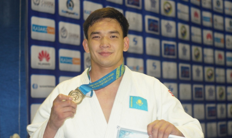 Бозбаев - выиграл бронзу в турнире Masters в Гуанчжоу