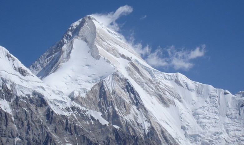 Борт «Казавиаспаса»  ищет пропавших альпинистов