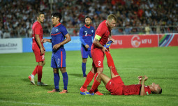 Это футбол, а не матч по нырянию. Реакция Сингапура на поражение от Кыргызстана